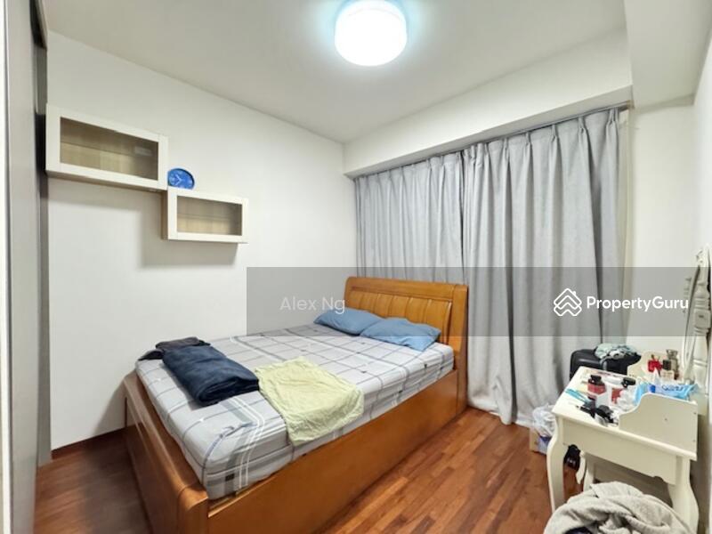 Condominium for Sale: Simei, D18, 528584