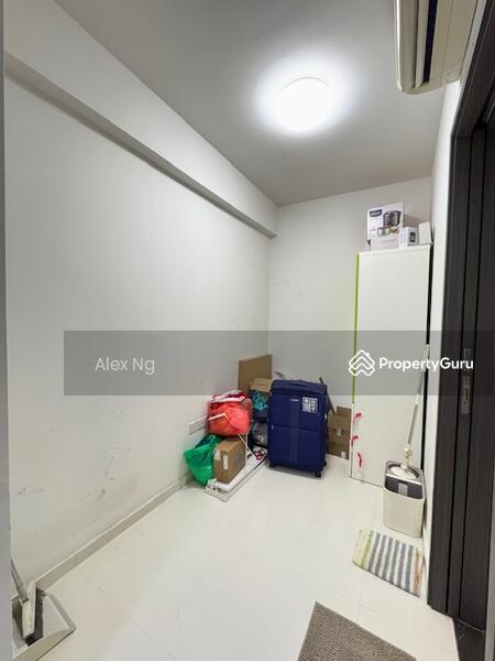 Condominium for Sale: Simei, D18, 528584