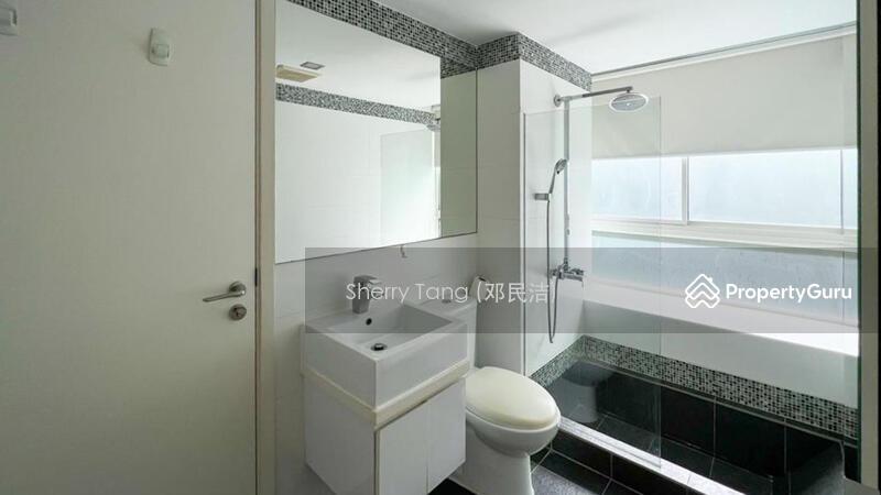 Apartment for Sale: Cairnhill, D09, 229976
