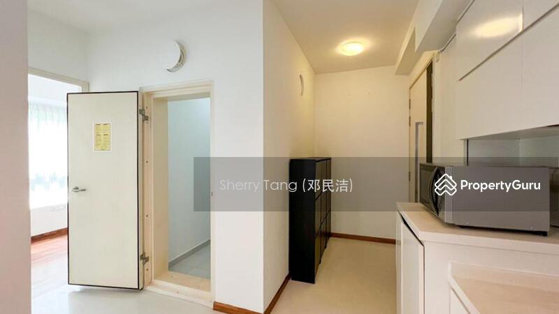Apartment for Sale: Cairnhill, D09, 229976
