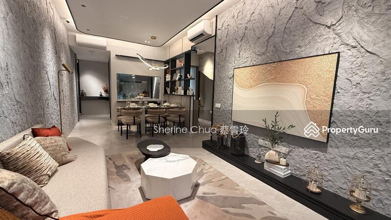 Prop-GPT: Condominium: D22  The LakeGarden Residences