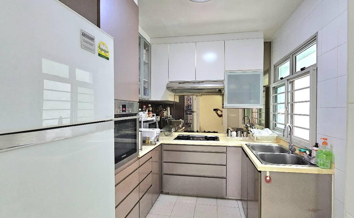 275C Compassvale Link HDB Apartment For Sale, $866,000, 3 Bed 2 Bath 969 sqft $894.00 psf