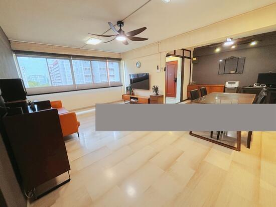 HDB Apartment for Sale: Tampines, D18, 520443