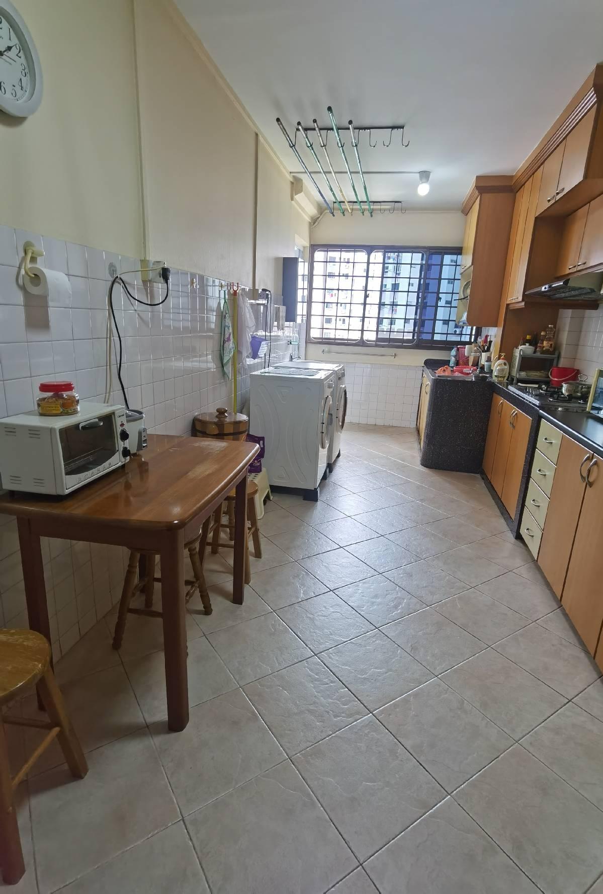 HDB Apartment for Sale: Yishun, D27, 760627