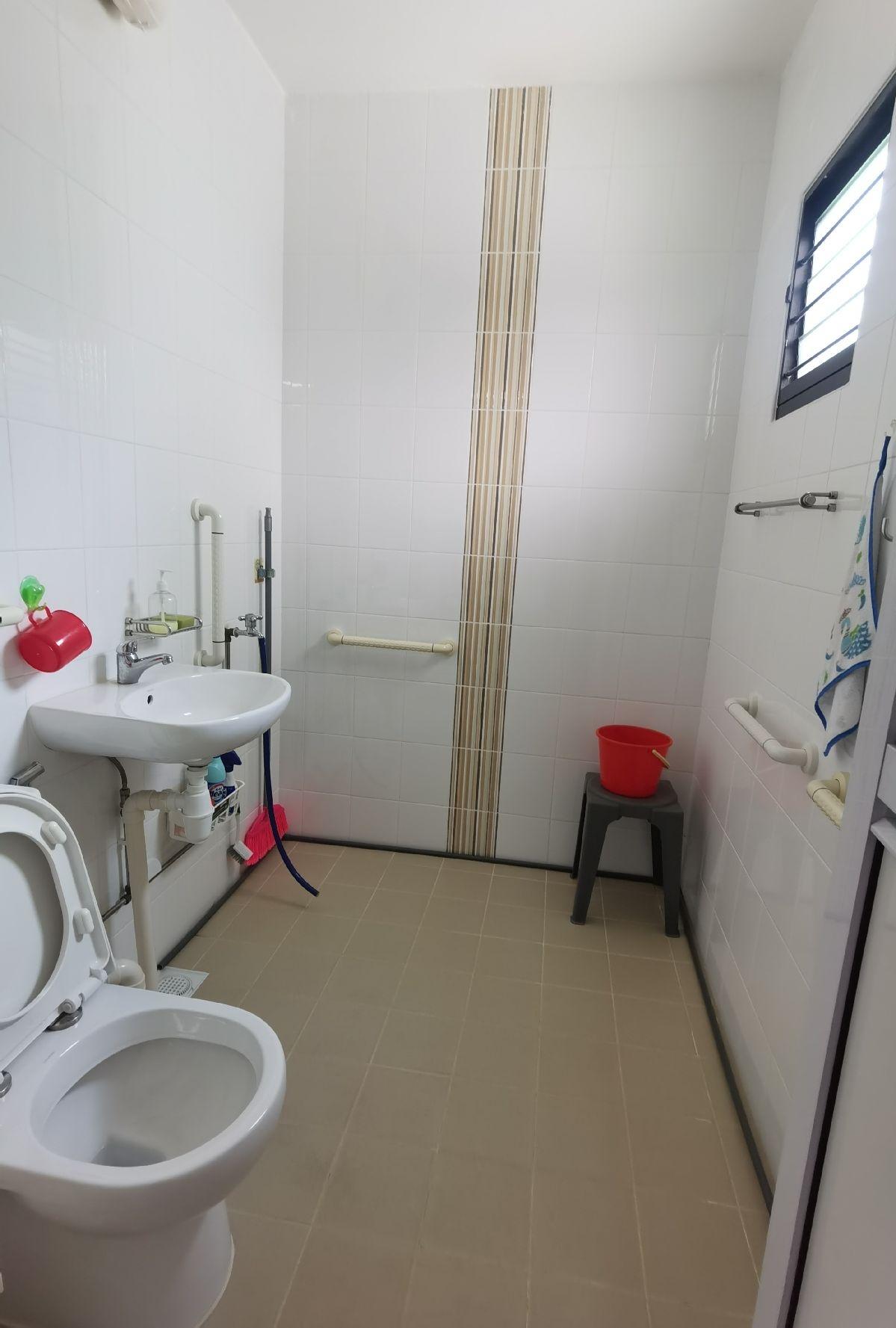 HDB Apartment for Sale: Yishun, D27, 760627