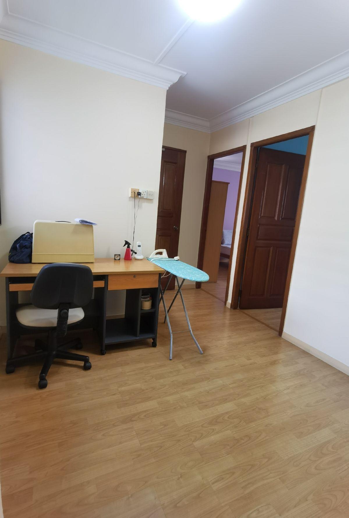 HDB Apartment for Sale: Yishun, D27, 760627