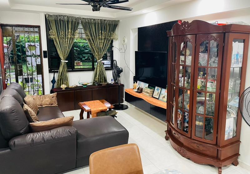HDB Apartment for Sale: Yishun, D27, 760282