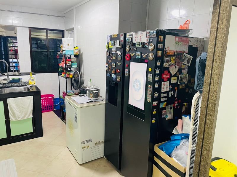 HDB Apartment for Sale: Yishun, D27, 760282