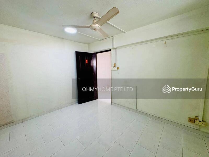 HDB Flat for Sale: D13, 370066