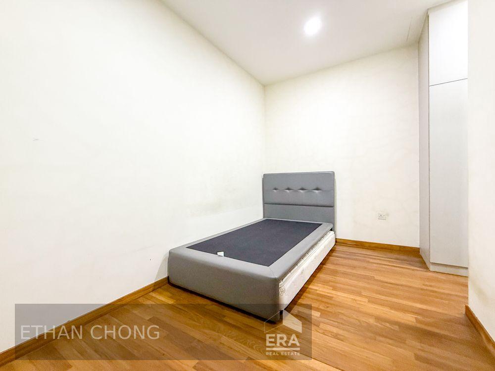 Prop-GPT: Terrace: D26 Springleaf The Springside