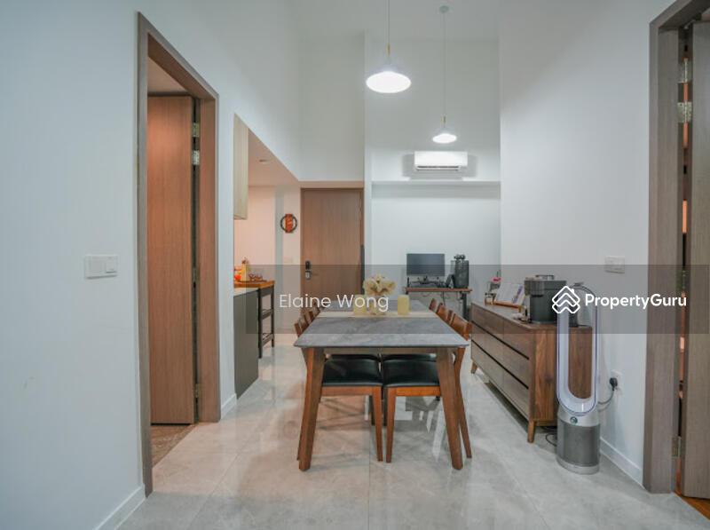 Condominium for Sale: D05, 118175