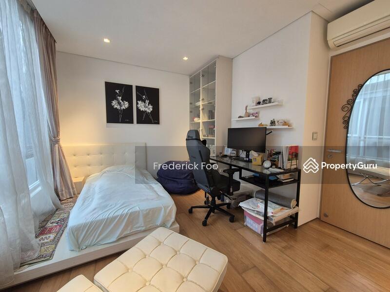 Palms @ Sixth Avenue