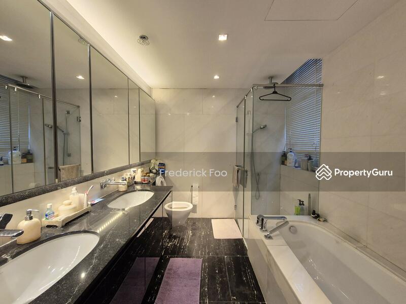 Palms @ Sixth Avenue