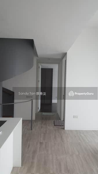 Prop-GPT: Condominium: D28 Seletar Seletar Park Residence