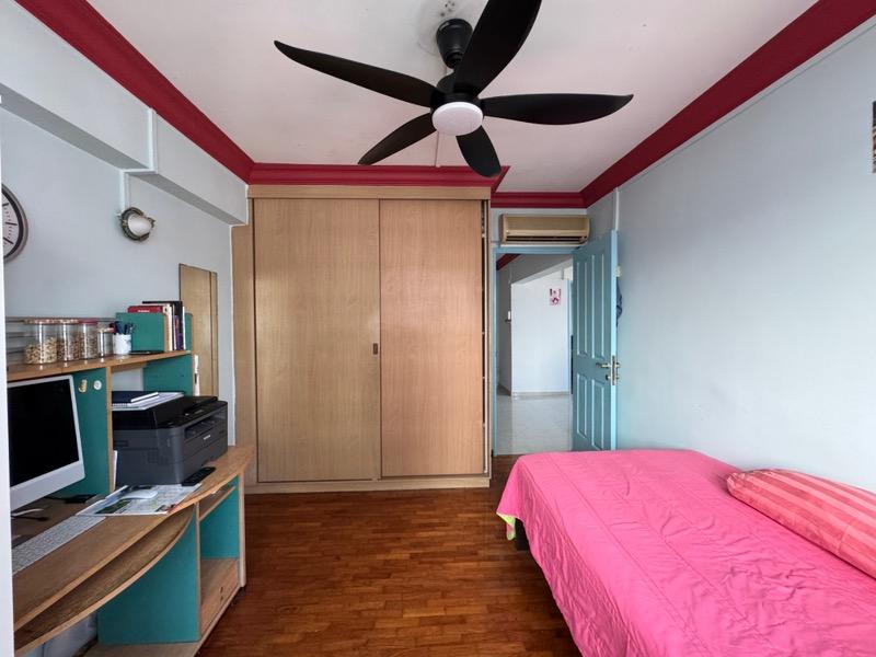 13 Teck Whye Lane HDB Apartment For Sale, $650,000, 3 Bed 2 Bath 1,280 sqft $508.00 psf