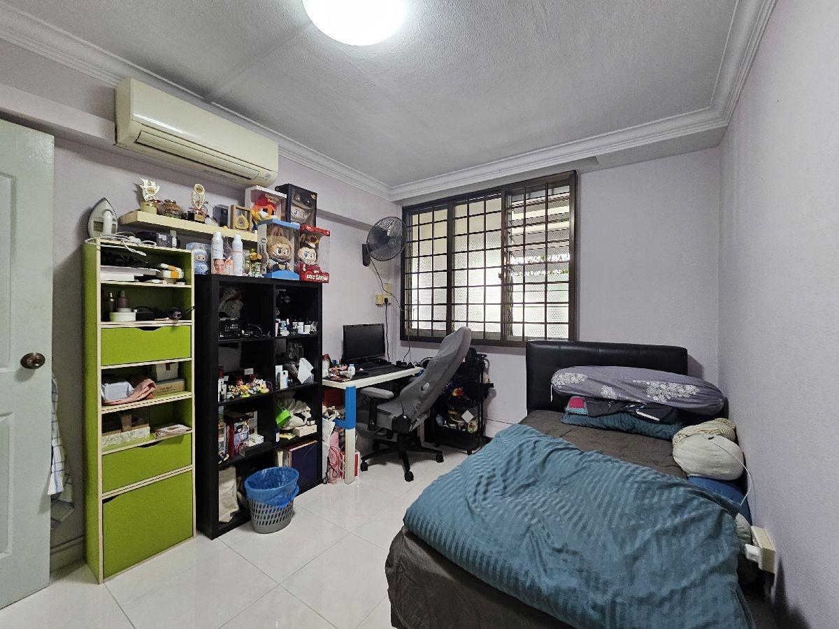 HDB Apartment for Sale: Yishun, D27, 760641