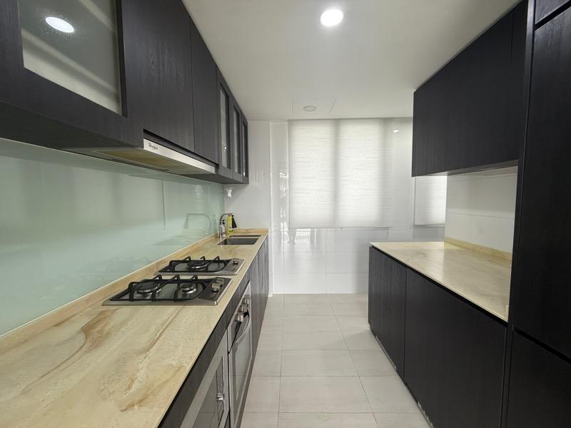 The Inflora Condominium For Sale, $1,750,000, 3 Bed 3 Bath 1,582 sqft $1,106.00 psf