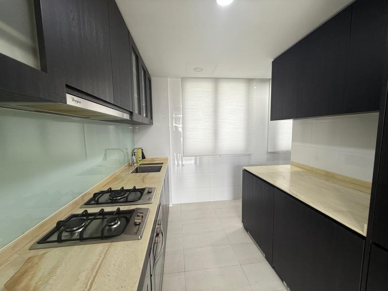 The Inflora Condominium For Sale, $1,750,000, 3 Bed 3 Bath 1,582 sqft $1,106.00 psf