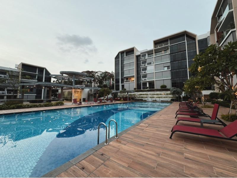 The Gazania Condominium For Sale, $980,000, 1 Bed 1 Bath 463 sqft $2,117.00 psf