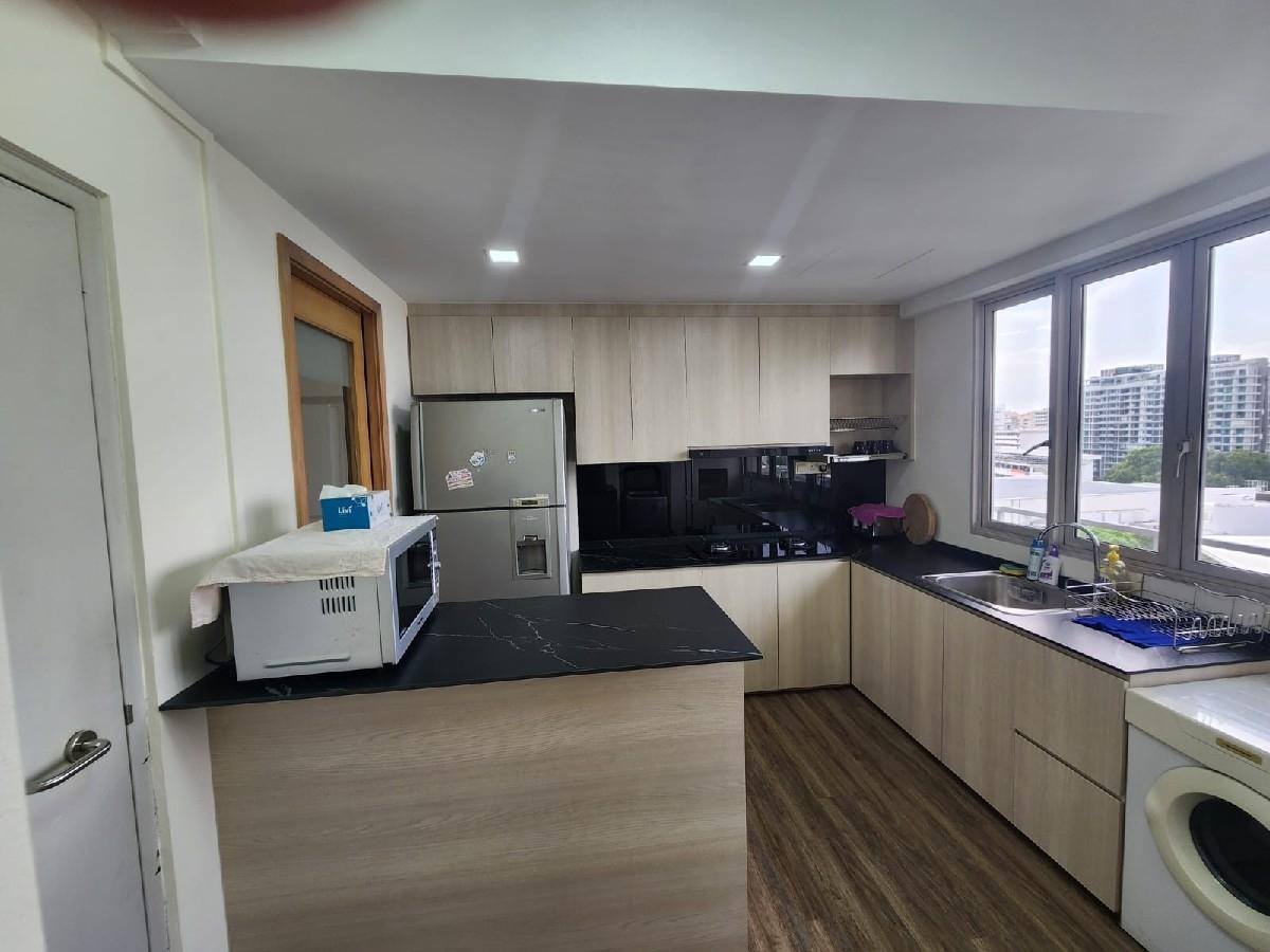 Le crescendo Condominium For Sale, $2,300,000, 3 Bed 3 Bath 1,378 sqft $1,669.00 psf