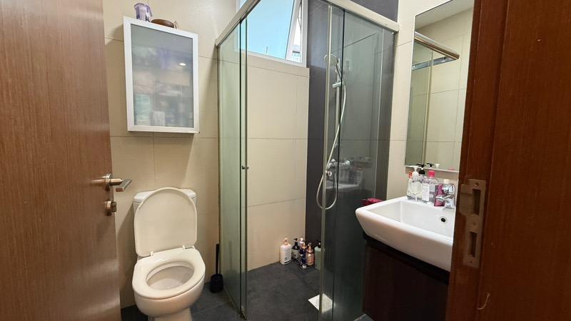 Parc Elegance Condominium For Sale, $1,050,000, 2 Bed 2 Bath 581 sqft $1,807.00 psf