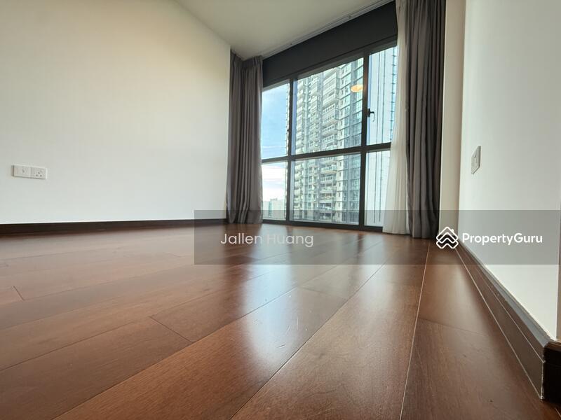 Condominium for Sale: D05, 117280