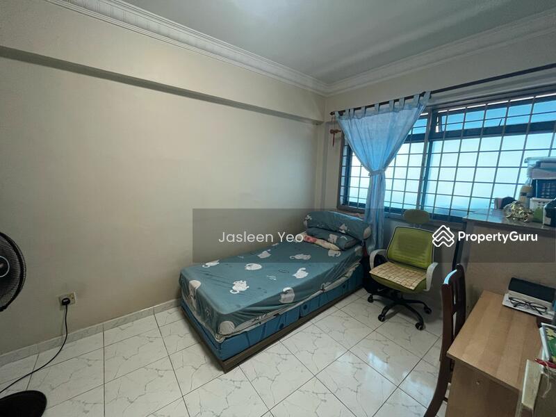 469A Admiralty Drive