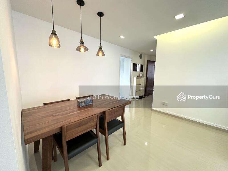 HDB Flat for Sale: D03, 141090