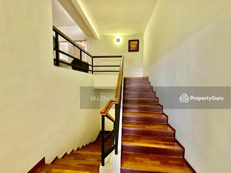 Condominium for Sale: D04, 119519