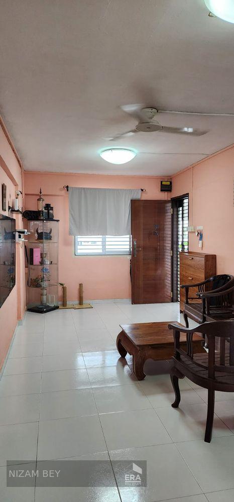 HDB - 2 room for Sale: Yishun Street 11, Yishun, D27, 760124