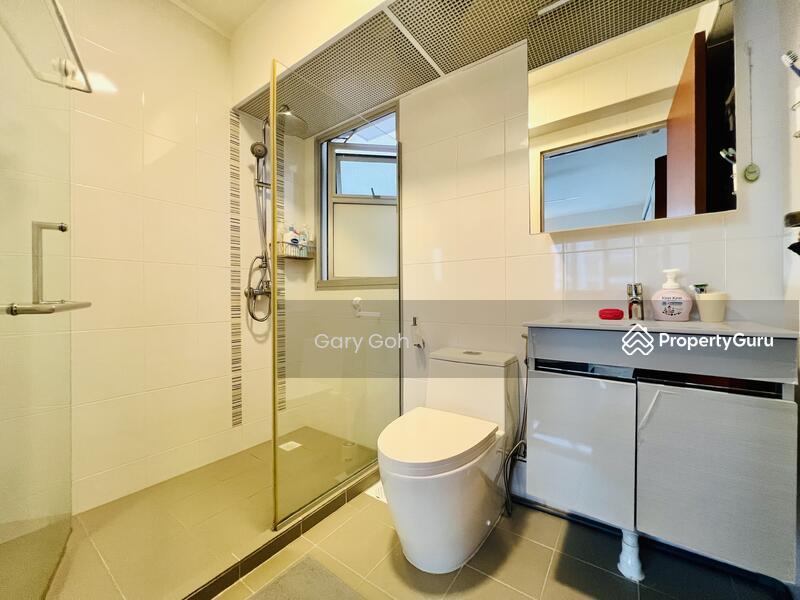 17B MacPherson Residency