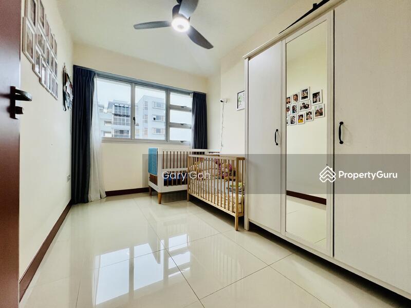 17B MacPherson Residency