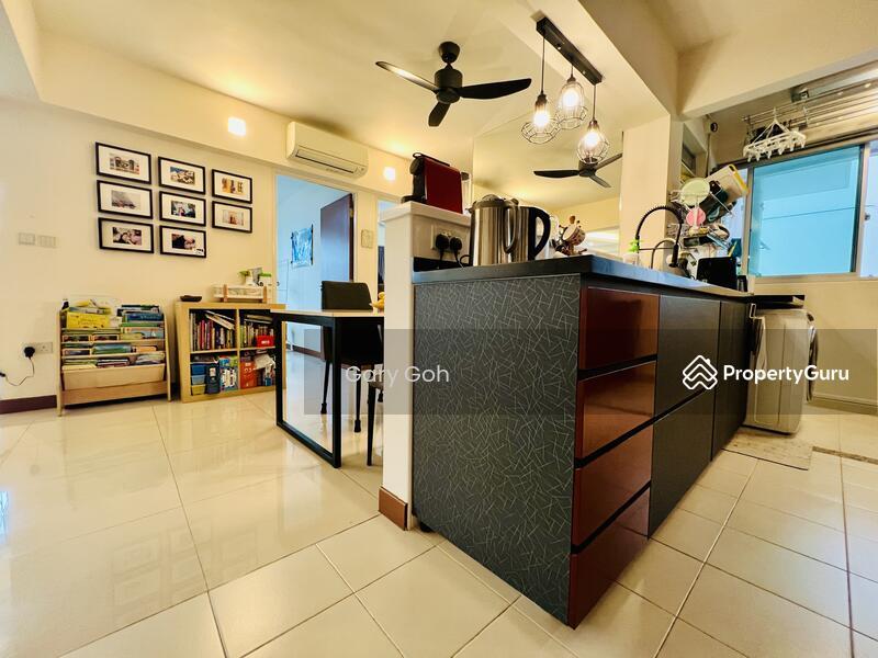 17B MacPherson Residency
