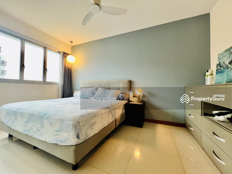 17B MacPherson Residency