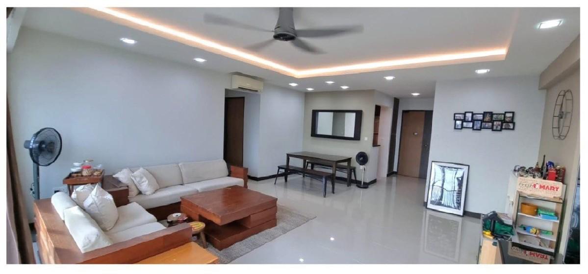 296A Bukit Batok Street 22 HDB Apartment For Sale, $945,000, 3 Bed 2 Bath 1,227 sqft $770.00 psf