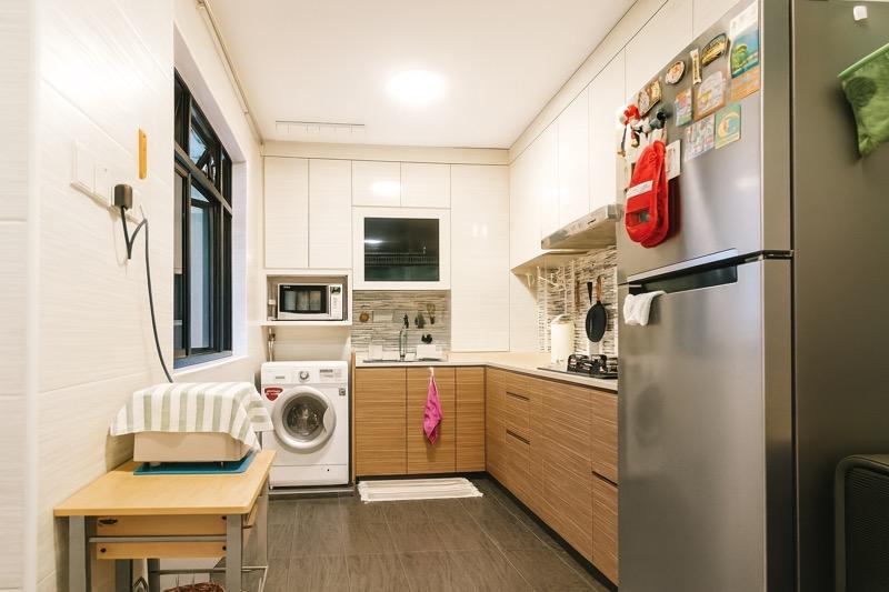 672A Jurong West Street 65 HDB Apartment For Sale, $670,000, 3 Bed 2 Bath 107 sqft $6,262.00 psf