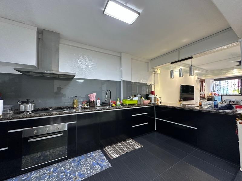 120 Bedok North Street 2 HDB Apartment For Sale, $710,000, 3 Bed 2 Bath 1,259 sqft $564.00 psf