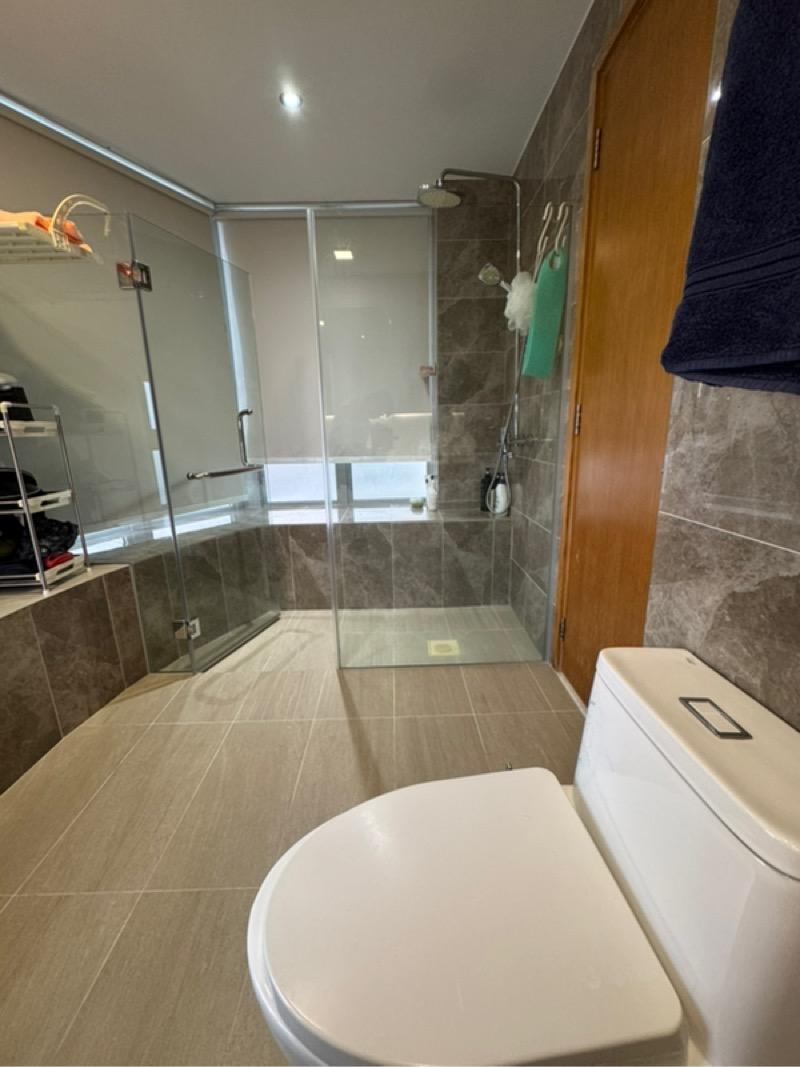 Clover By The Park Condominium For Sale, $3,000,000, 3 Bed 2 Bath 1,572 sqft $1,908.00 psf