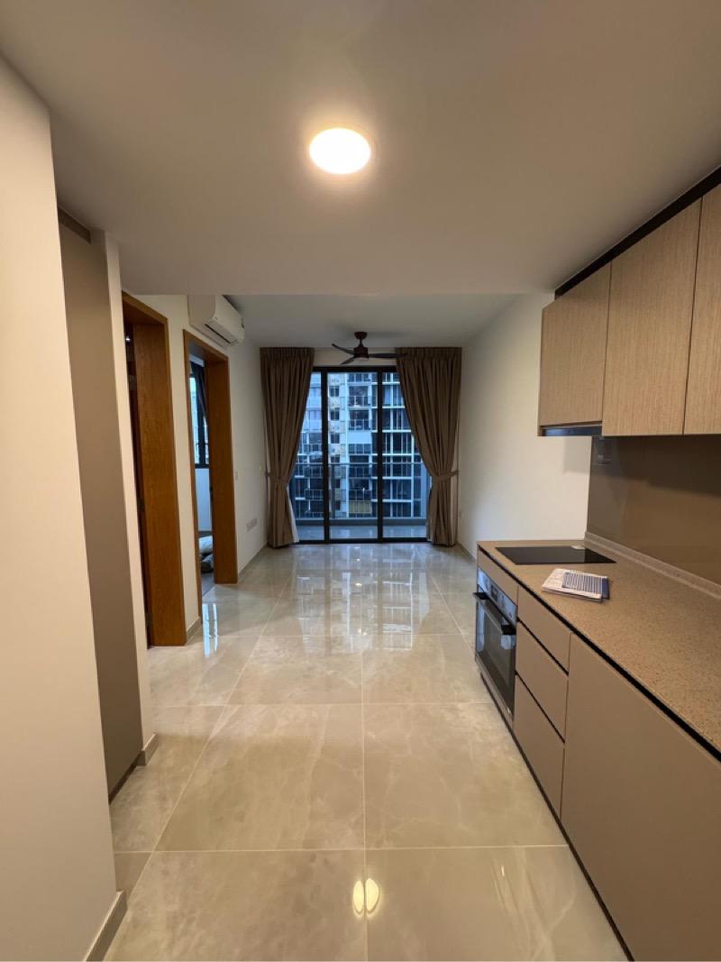 Penrose Condominium For Sale, $1,050,000, 1 Bed 1 Bath 474 sqft $2,215.00 psf Condominium | D14 Geylang | Prop-GPT the AI-Powered Property Guru
