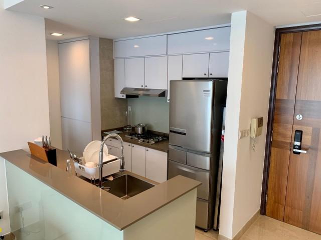 Newton 18 Apartment For Sale, $1,450,000, 1 Bed 1 Bath 614 sqft $2,362.00 psf
