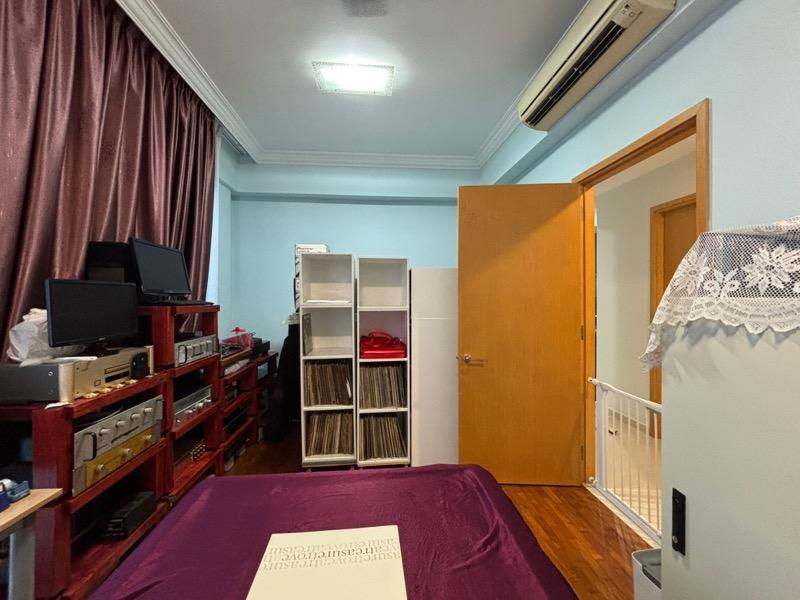 A Treasure Trove Condominium For Sale, $4,650,000, 7 Bed 5 Bath 4,870 sqft $955.00 psf