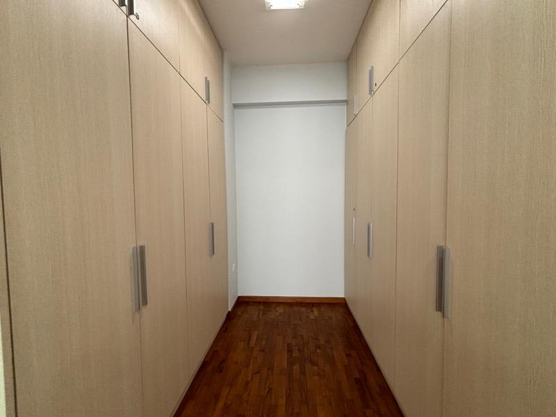 A Treasure Trove Condominium For Sale, $4,650,000, 7 Bed 5 Bath 4,870 sqft $955.00 psf