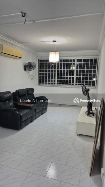 Prop-GPT: HDB Flat: D18 Simei 232 Simei Street 4