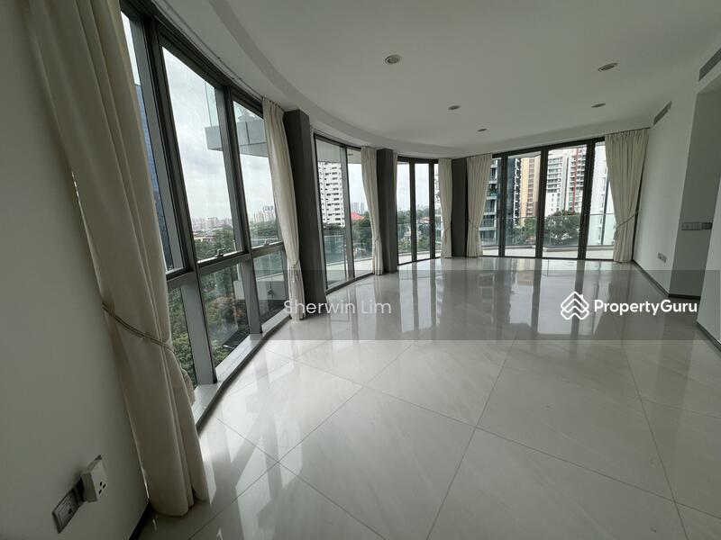 Prop-GPT: Condominium: D10 Grange Road Cliveden at Grange