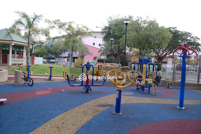 HDB Flat for Sale: Tampines, D18, 520207