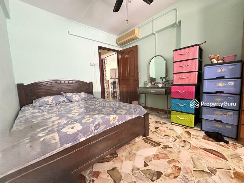 HDB Flat for Sale: Tampines, D18, 520207