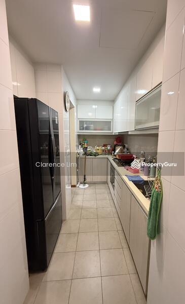 Executive Condominium for Sale: Yishun, D27, 768863