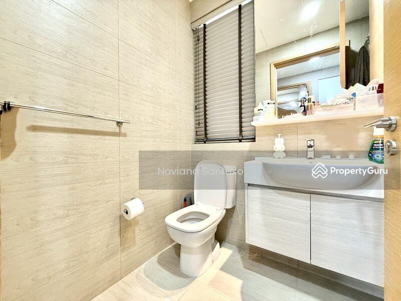 Condominium for Sale: D23, 677670