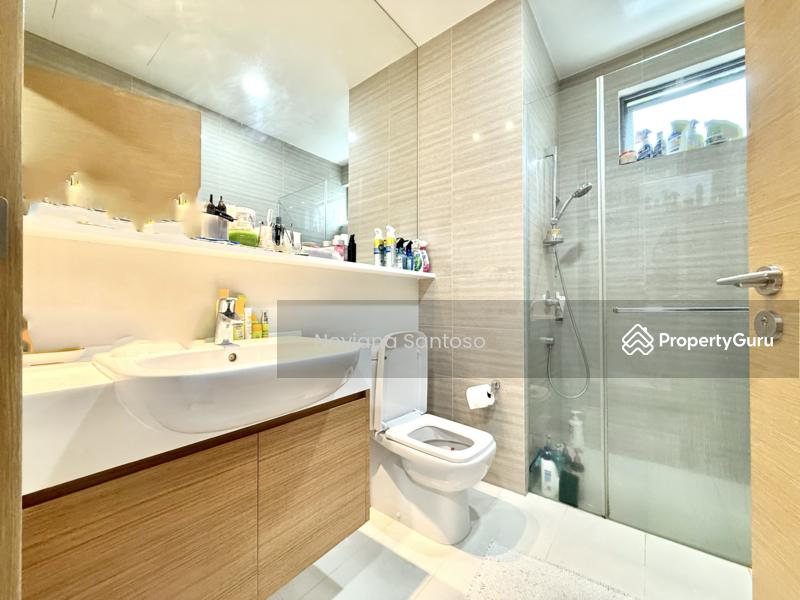 Condominium for Sale: D23, 677670