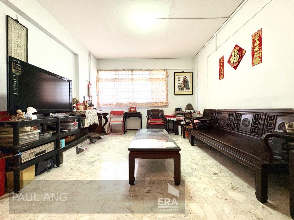 High Floor Bright & Breezy 5 Room! Mins Walk to Aljunied Mrt!
